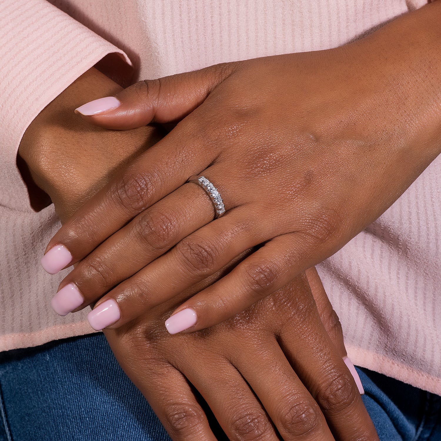 1.26 CTW DEW Princess Moissanite Shared Prong Anniversary Band in 14K White Gold - Image 6