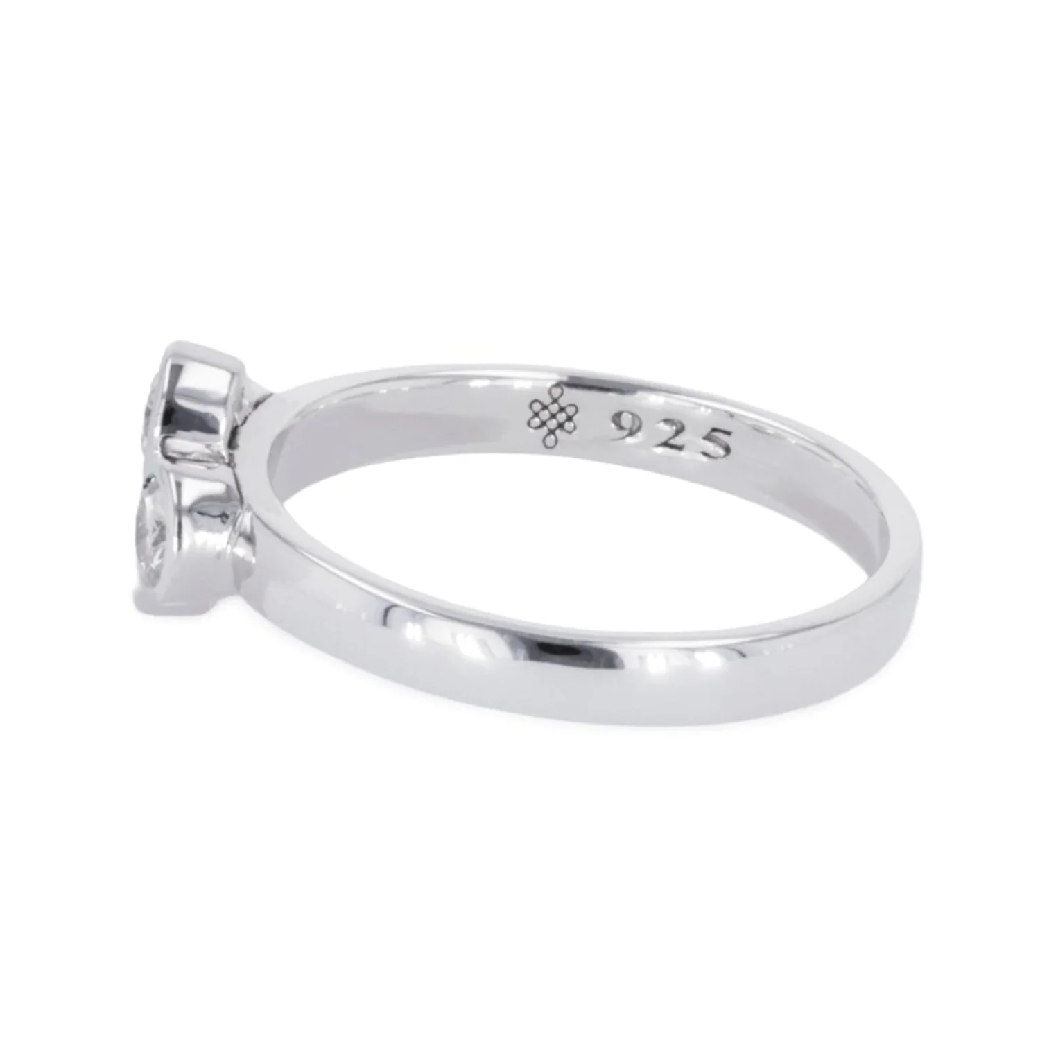 0.40 CTW DEW Moissanite East-West Cluster Fashion Ring in Sterling Silver - Image 4