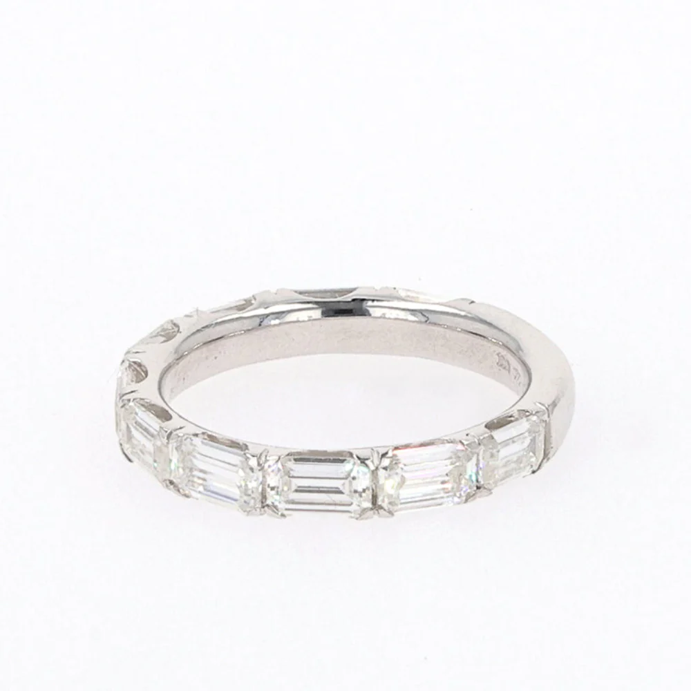 2.70 CTW DEW Emerald Moissanite Shared Prong Band in Sterling Silver - Image 5